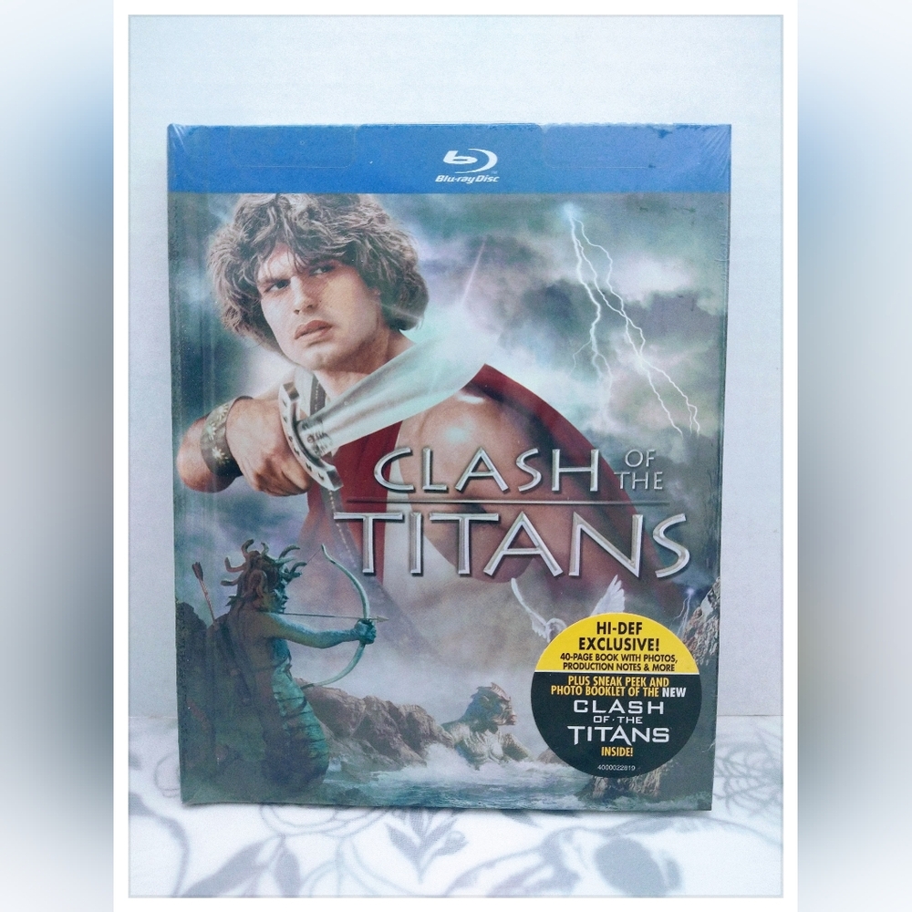 ⚔️ Clash Of the Titans (1981) ⚔️ Blu-ray Hardcover Digi-Book w/40 Page Booklet